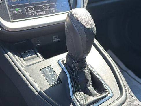 Certified 2025 Subaru Outback AWD/4WD image 18