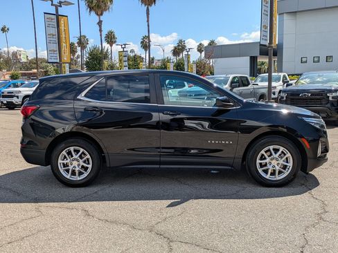 Used 2022 Chevrolet Equinox LT image 4