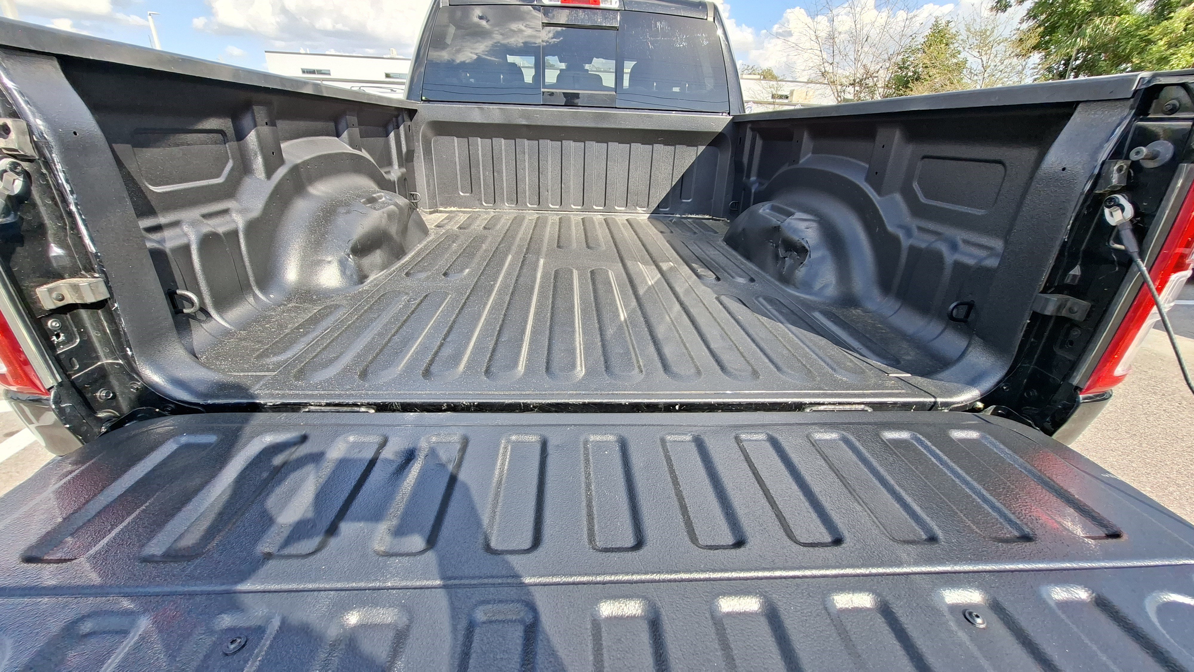 Used 2022 RAM 1500 Big Horn AWD/4WD image 21