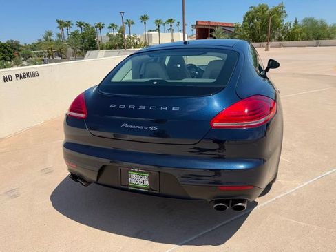 Used 2016 Porsche Panamera 4S w/ Premium Package Plus AWD/4WD image 18