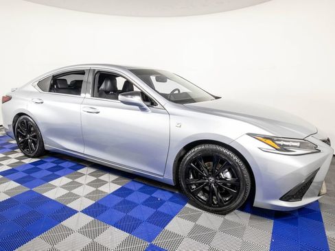 Used 2023 Lexus ES 350 F Sport w/ Accessory Package (Z2) FWD image 4