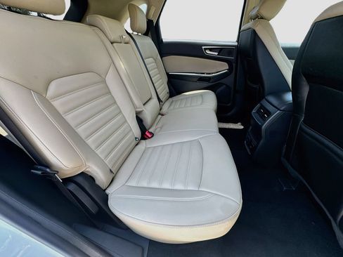 Used 2020 Ford Edge SEL w/ Convenience Package FWD image 33