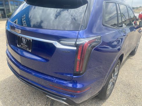 Used 2023 Cadillac XT6 Sport w/ Technology Package AWD/4WD image 8