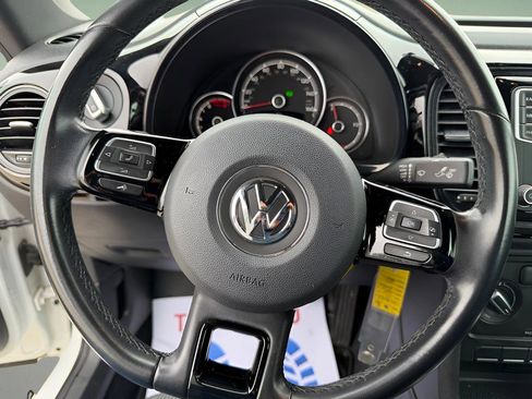 Used 2019 Volkswagen Beetle 2.0T S image 14