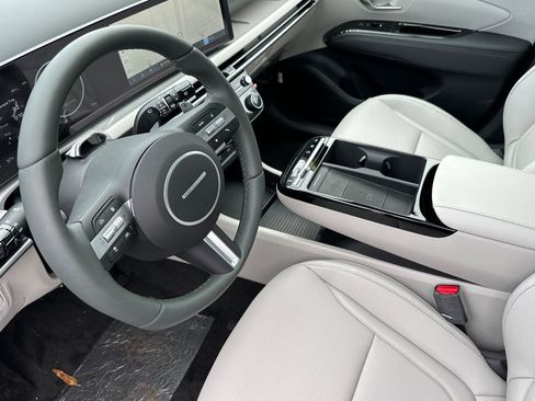 New 2026 Hyundai Tucson Limited AWD/4WD image 10