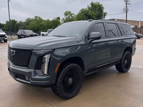 Used 2025 Cadillac Escalade Sport w/ Touring Package AWD/4WD image 3