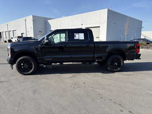Used 2024 Ford F250 XLT w/ Black Appearance Package image 6
