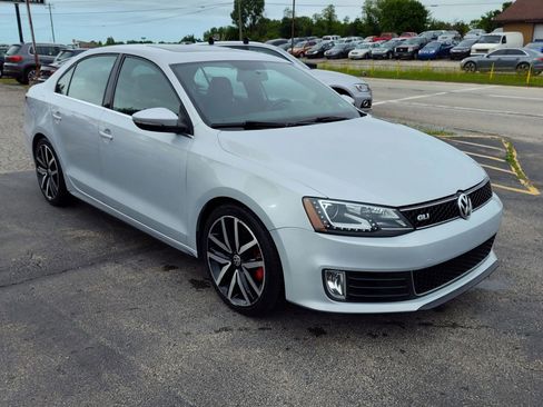 Used 2013 Volkswagen Jetta GLI Autobahn FWD image 7