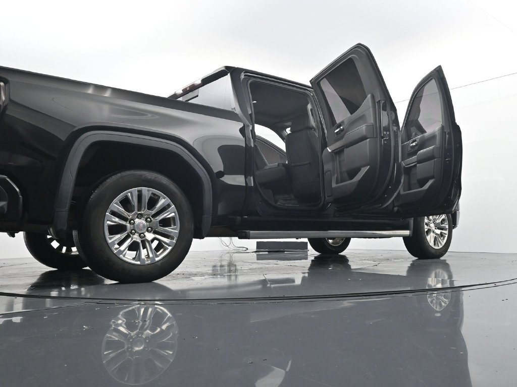 Used 2019 GMC Sierra 1500 Denali w/ Denali Ultimate Package AWD/4WD image 39
