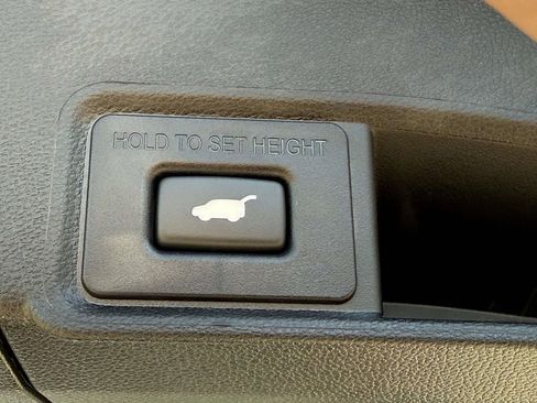 Used 2025 Acura RDX AWD w/ A-Spec & Advance Pkg image 9