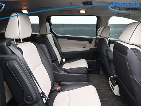 New 2026 Honda Odyssey Elite image 14