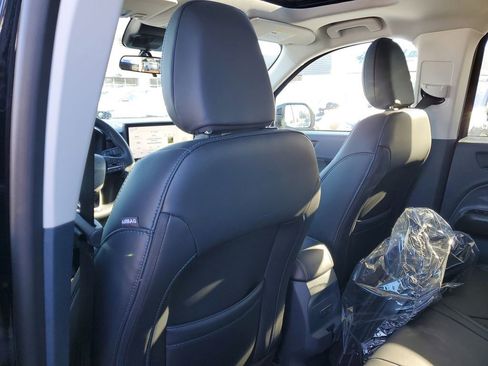 New 2026 Ford Maverick Lobo AWD/4WD image 30