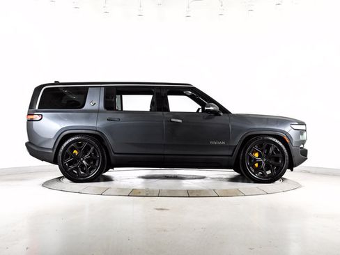 Used 2024 Rivian R1S Adventure AWD/4WD image 4