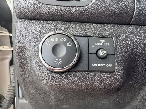 Used 2014 Buick Enclave Premium FWD image 24