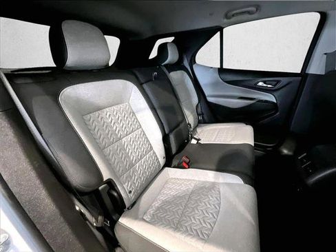 Used 2024 Chevrolet Equinox LS FWD image 29