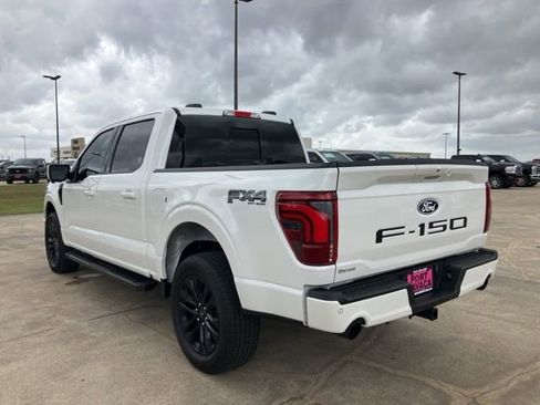 Used 2025 Ford F150 Lariat w/ Equipment Group 501A Mid AWD/4WD image 5