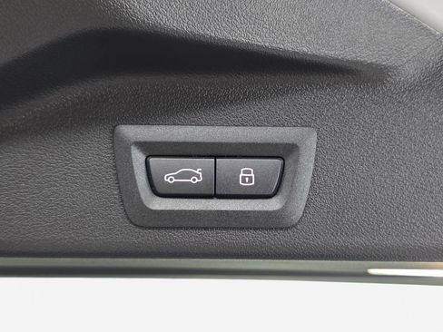 New 2026 BMW X5 xDrive50e w/ Executive Package AWD/4WD image 13