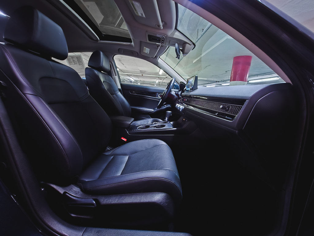 Used 2024 Honda Civic EX-L image 31