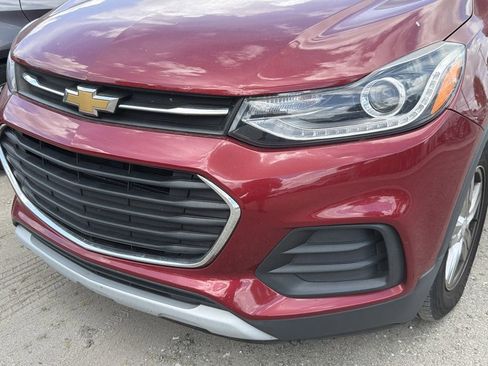 Used 2019 Chevrolet Trax LT w/ Driver Confidence Package image 9