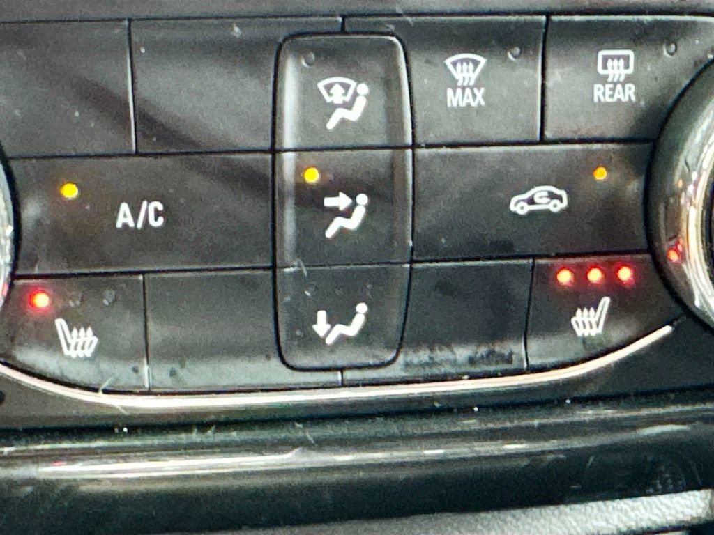 Used 2024 Chevrolet TrailBlazer ACTIV w/ Driver Confidence Package FWD image 19