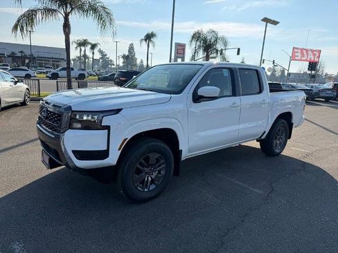 New 2026 Nissan Frontier SV w/ SV Convenience Package image 3