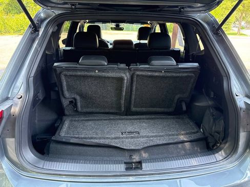 Used 2023 Volkswagen Tiguan SE R-Line FWD image 19