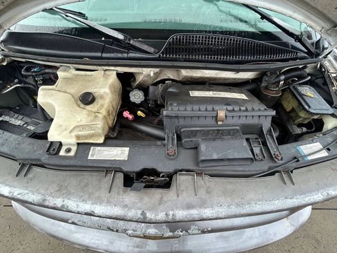 Used 2000 Chevrolet Express 3500 image 8