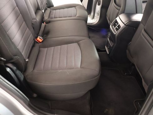 Used 2022 Ford Edge SE image 13