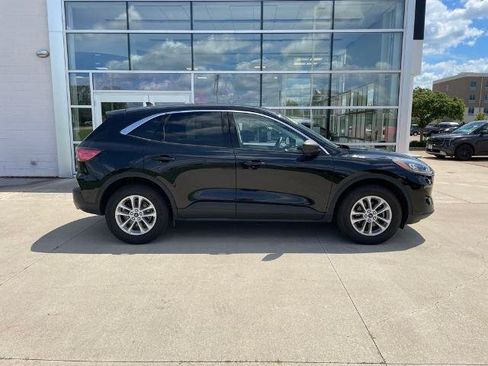 Certified 2022 Ford Escape SE AWD/4WD image 4