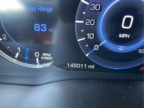 Used 2018 Cadillac Escalade ESV Platinum image 27