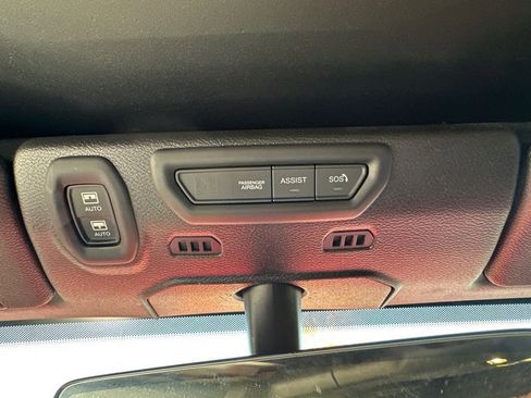 Used 2021 Jeep Wrangler Unlimited Rubicon image 30