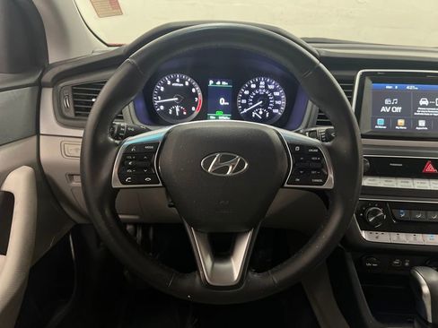 Used 2018 Hyundai Sonata SEL image 16