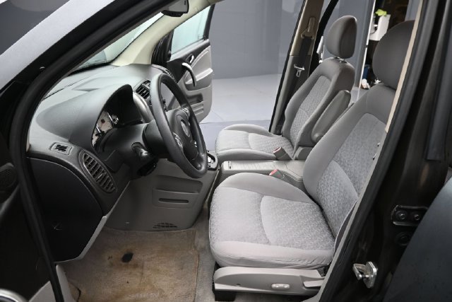 Used 2007 Saturn Vue 2WD w/ Comfort Pkg image 10