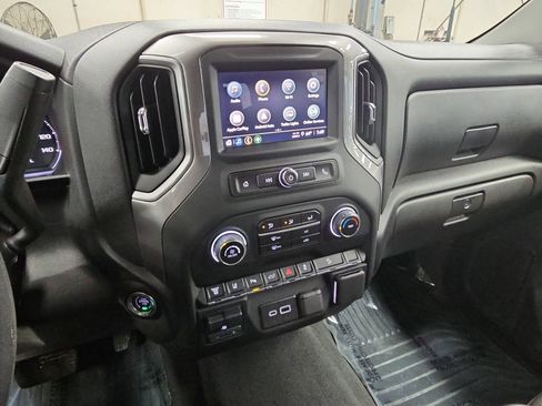 Used 2024 Chevrolet Silverado 2500 Custom w/ Custom Value Package image 19