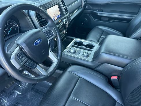 Used 2021 Ford Expedition XLT AWD/4WD image 9