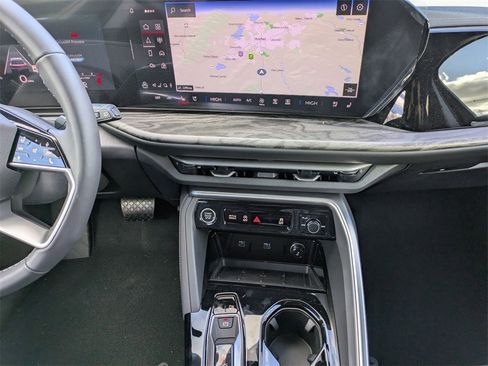 New 2025 Audi Q5 Premium Plus image 32