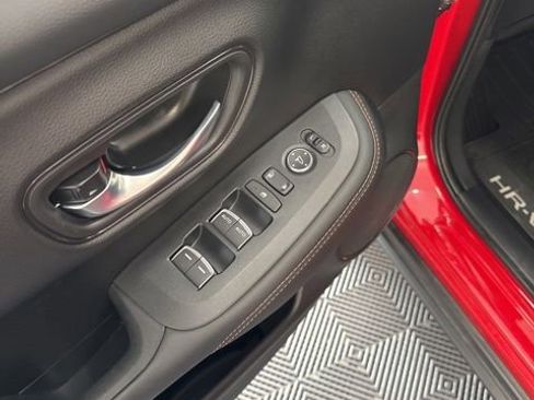 Used 2026 Honda HR-V Sport image 9