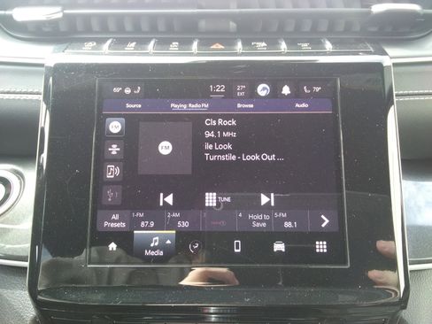 Used 2023 Jeep Grand Cherokee L Laredo image 23