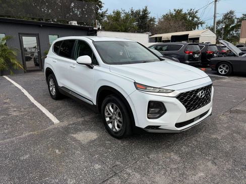 Used 2019 Hyundai Santa Fe SE FWD image 3