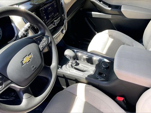Used 2023 Chevrolet Traverse LS w/ Safety Package FWD image 18