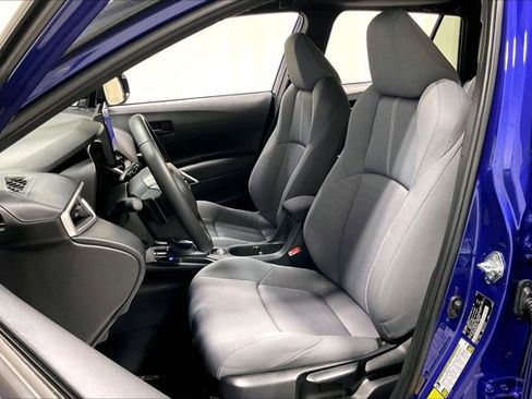 Certified 2024 Toyota Corolla Cross SE Hybrid w/ Moonroof Package image 26