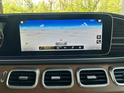 Used 2022 Mercedes-Benz GLS 450 4MATIC image 27