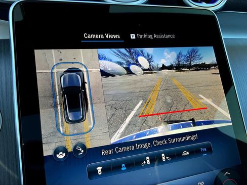 Certified 2025 Mercedes-Benz GLC 300 4MATIC image 8