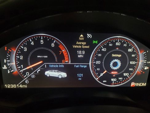 Used 2013 Cadillac XTS Premium image 23