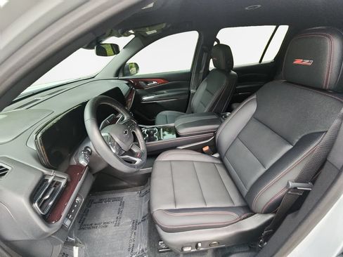 Used 2026 Chevrolet Traverse Z71 w/ LPO, Floor Liner Package AWD/4WD image 13