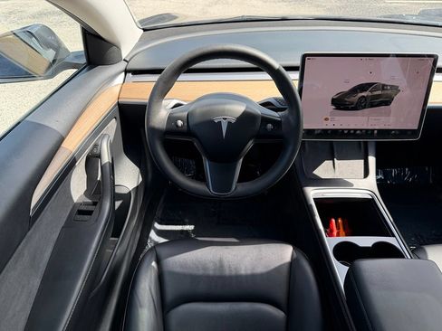Used 2023 Tesla Model 3 Standard Range RWD image 19