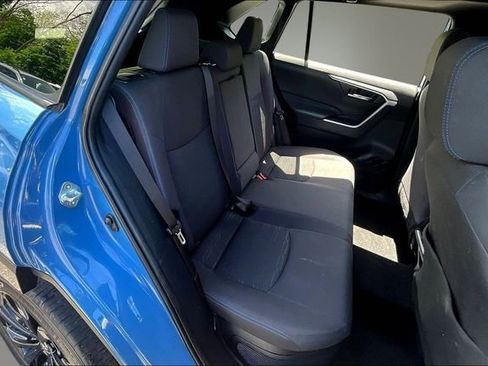 Used 2022 Toyota RAV4 SE w/ Convenience Package AWD/4WD image 24