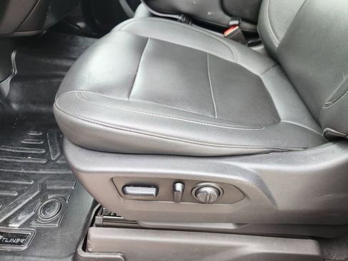 Used 2021 GMC Sierra 1500 SLT RWD image 22