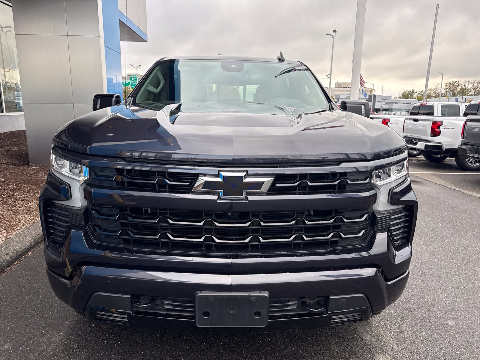 Used 2023 Chevrolet Silverado 1500 RST w/ Convenience Package II AWD/4WD image 2
