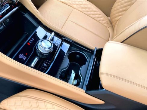 Used 2025 Jeep Grand Cherokee Summit image 17